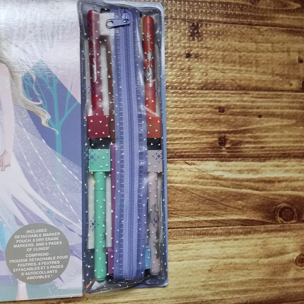 Disney Frozen 2 Art Activity Set Notebook Markers